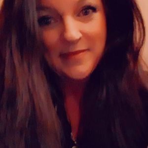 Meet your Posher, Lynette